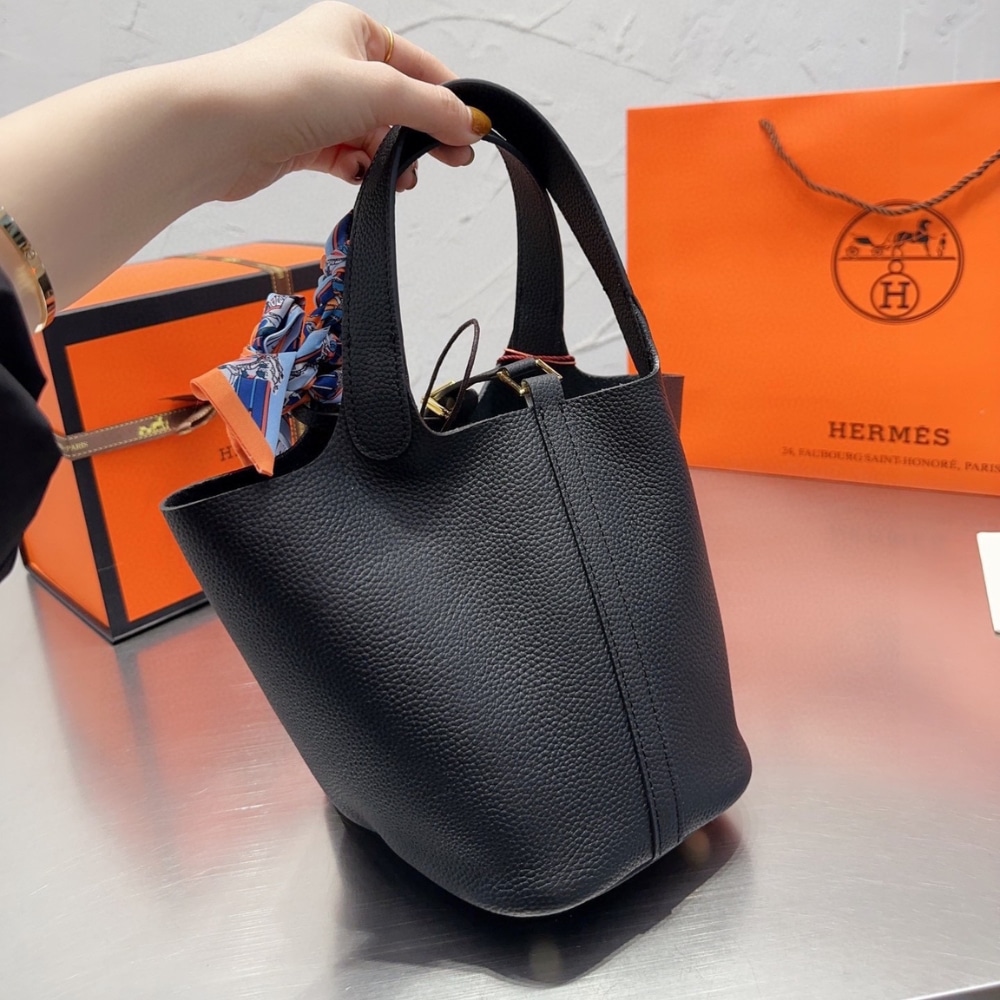 Hermes Picotin Lock 18 Bag Black With Gold 18Cm H056289Cc3Y