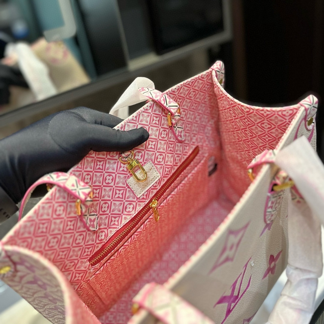 Louis Vuitton By The Pool On The Go Pm Tote Bag Pink 34Cm M22976