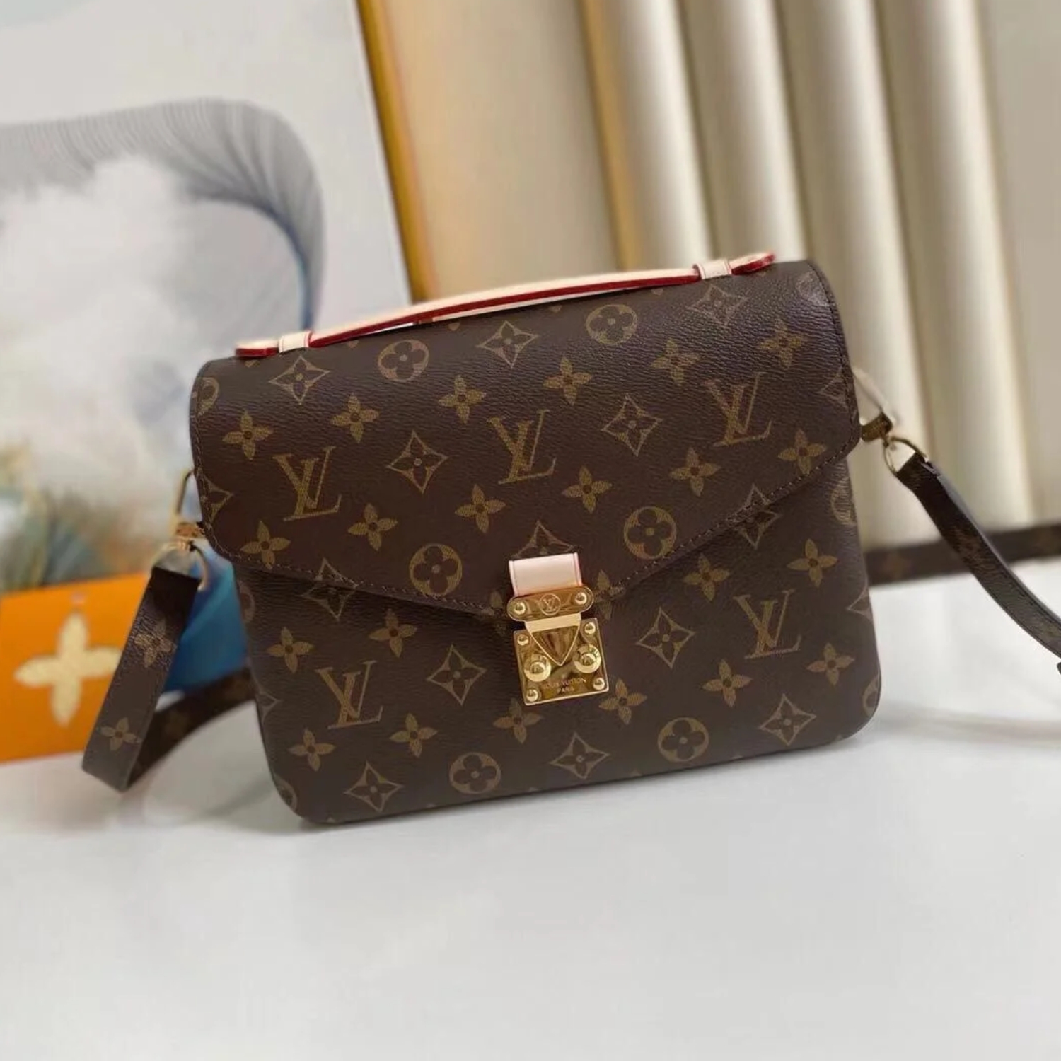 Louis Vuitton Louis Vuitton Pochette Métis 25cm