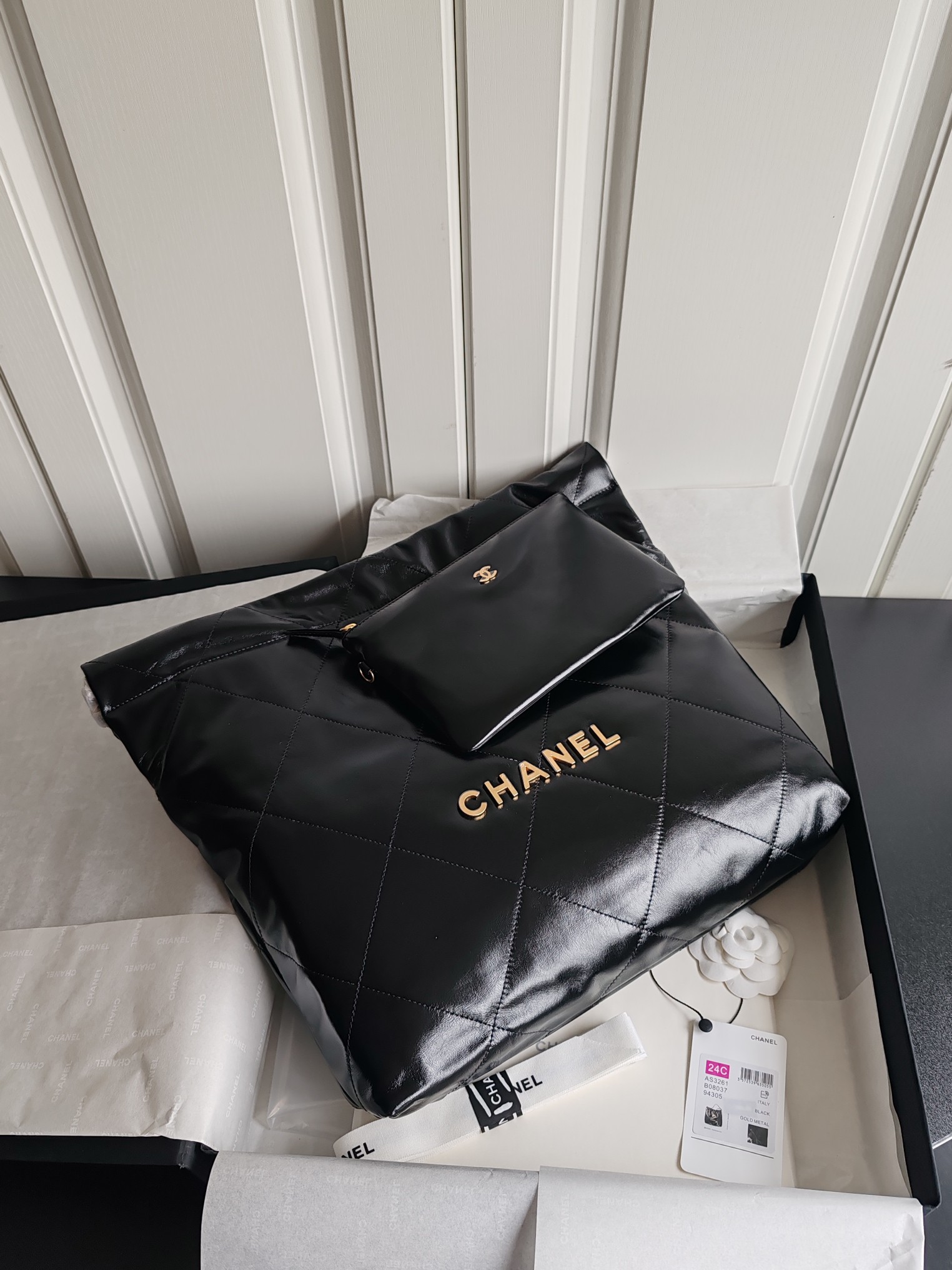 22 Bag (AS3260) in Black Shiny Calfskin with Gold-Tone Hardware, 24C Collection