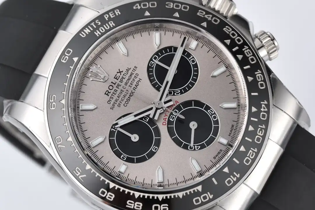 Rolex Daytona 40 mm Sunburst Dial 126519LN