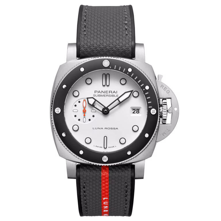 Panerai Submersible Luna Rossa 42mm PAM01579