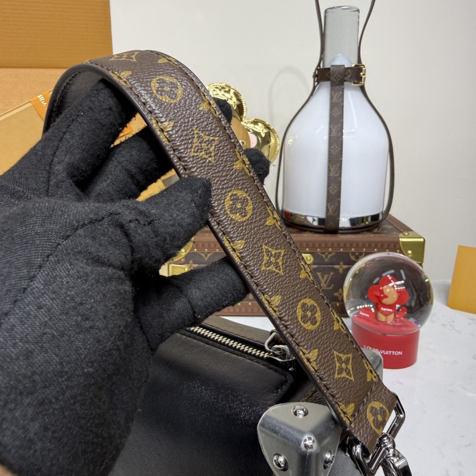 Louis Vuitton Side Trunk M15195 23.5cm/9.3in