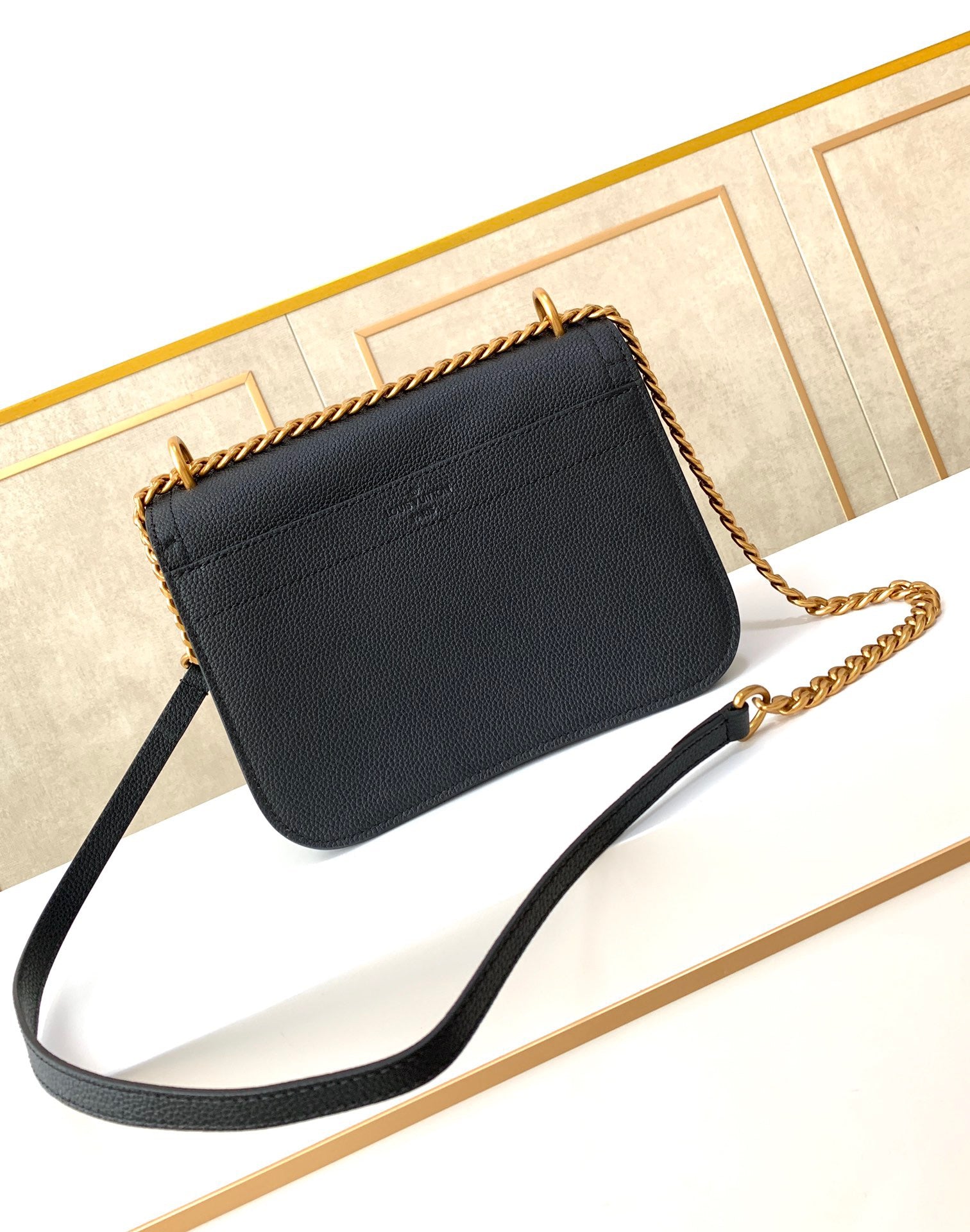 Louis Vuitton Lockme Chain 23Cm Black Bag