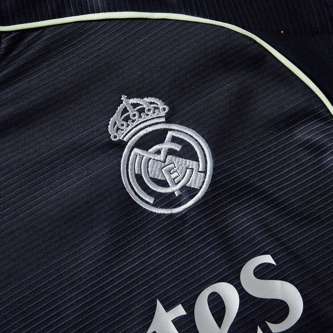 MBAPPÉ #9 Real Madrid Away Soccer Jersey 2025/26