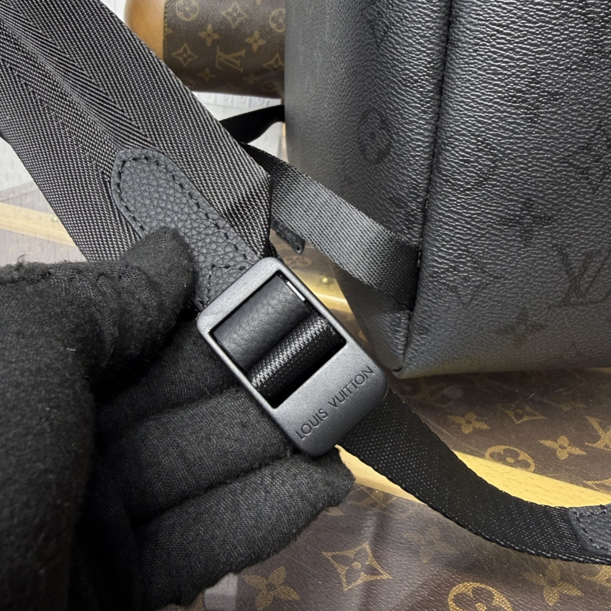 Louis Vuitton Discovery Backpack Monogram Midnight M26765