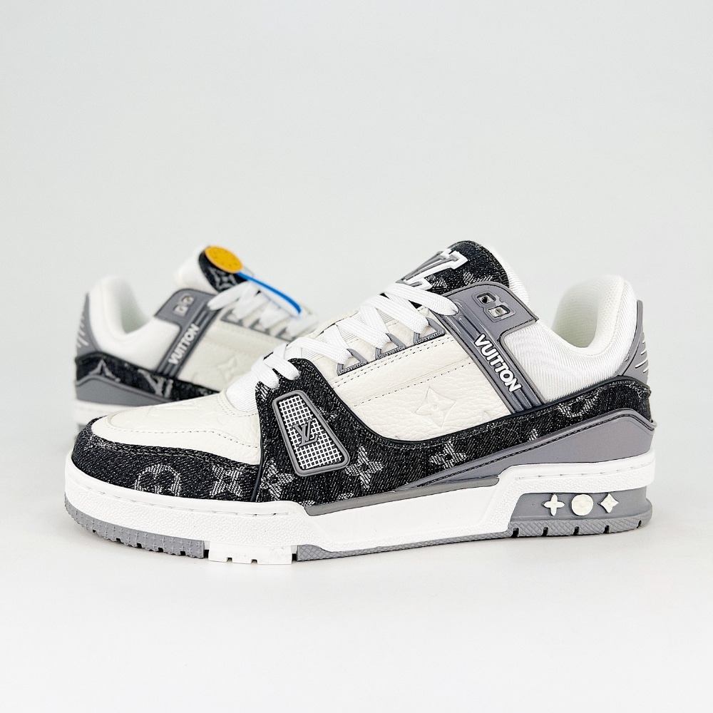 Louis Vuitton Trainer Sneaker Grey 1ADF5I