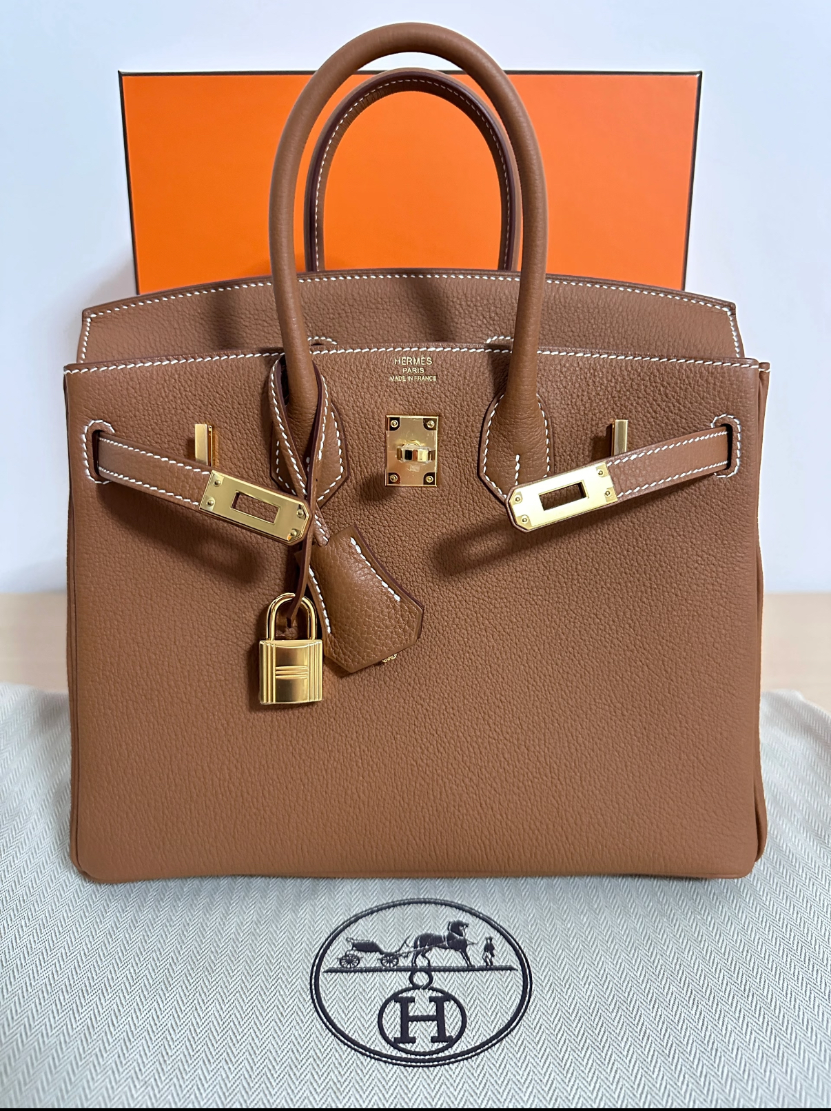 Falling for the Hermès Birkin 25 in Brown & Gold Hardware