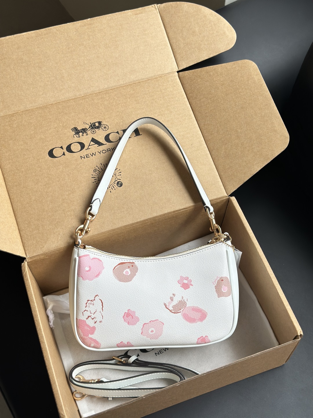 Coach Authentic Original Teri Shoulder Bag With Floral Print