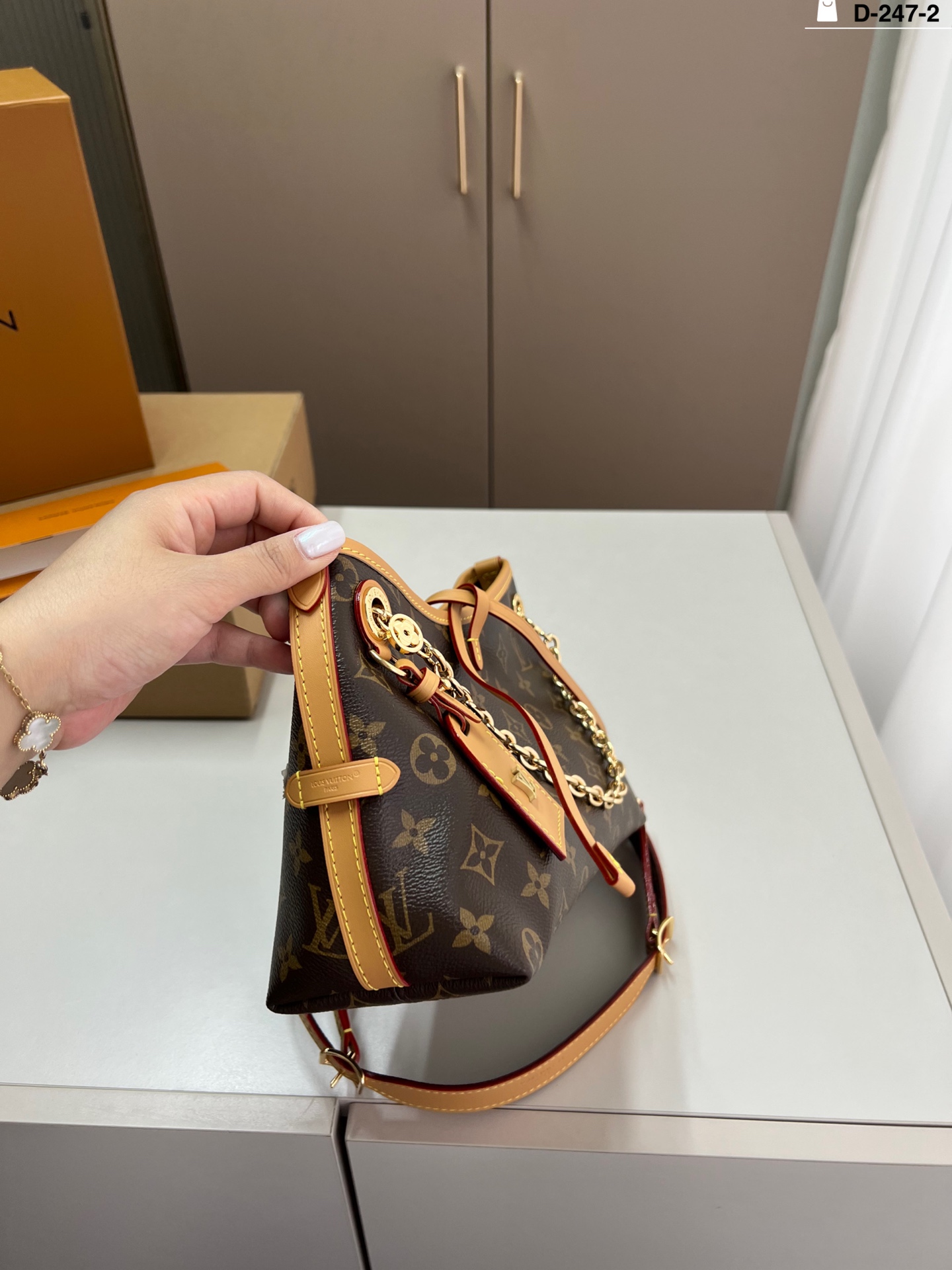 LV CarryAll BB 26cm