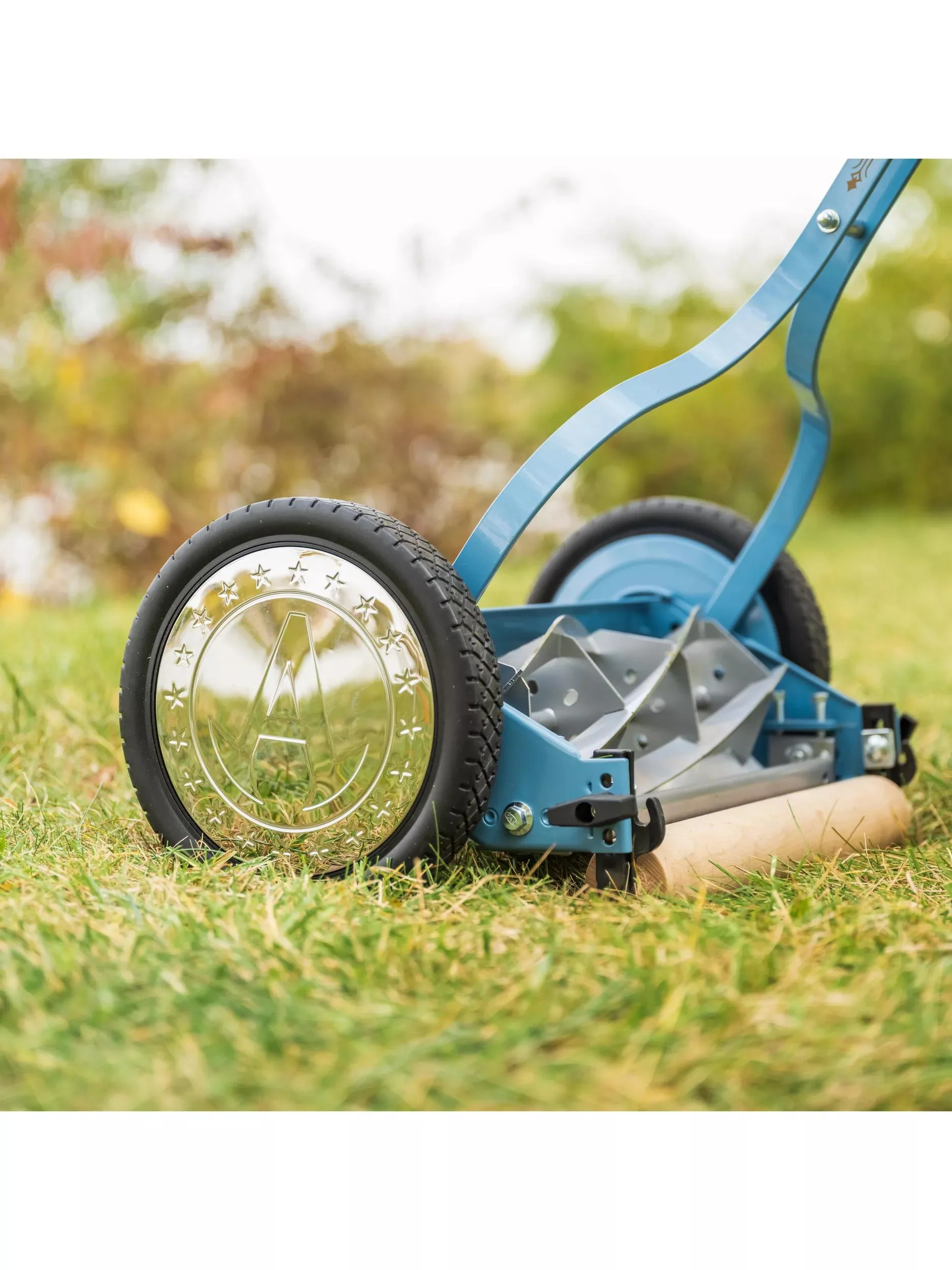 Classic American Lawn Mower 16 Manual 5 Blade Reel Mower