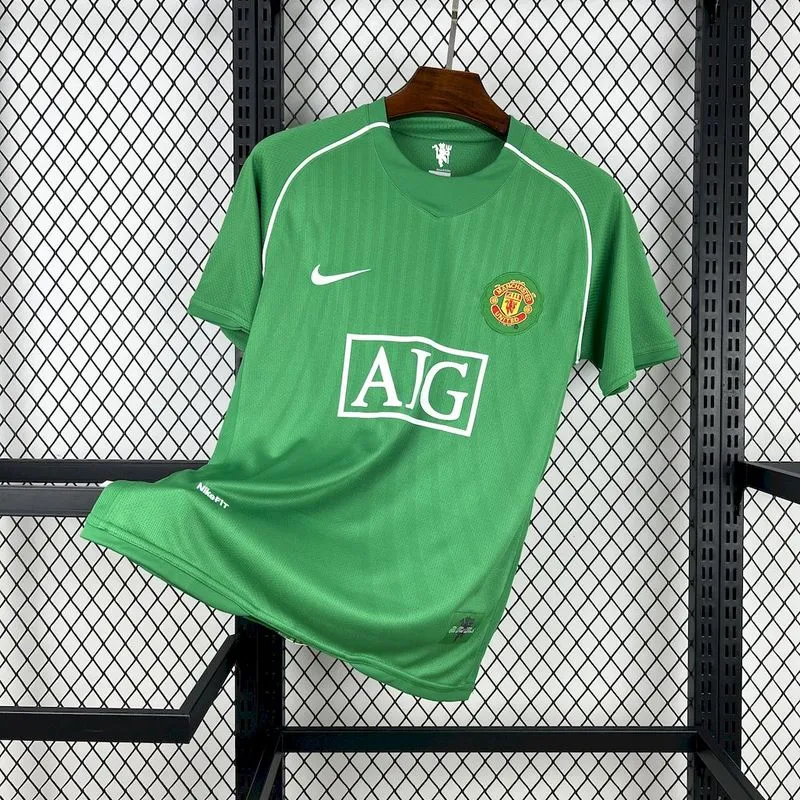 Retro 2007-08 Manchester United Green goalkeeper Football jersey retro