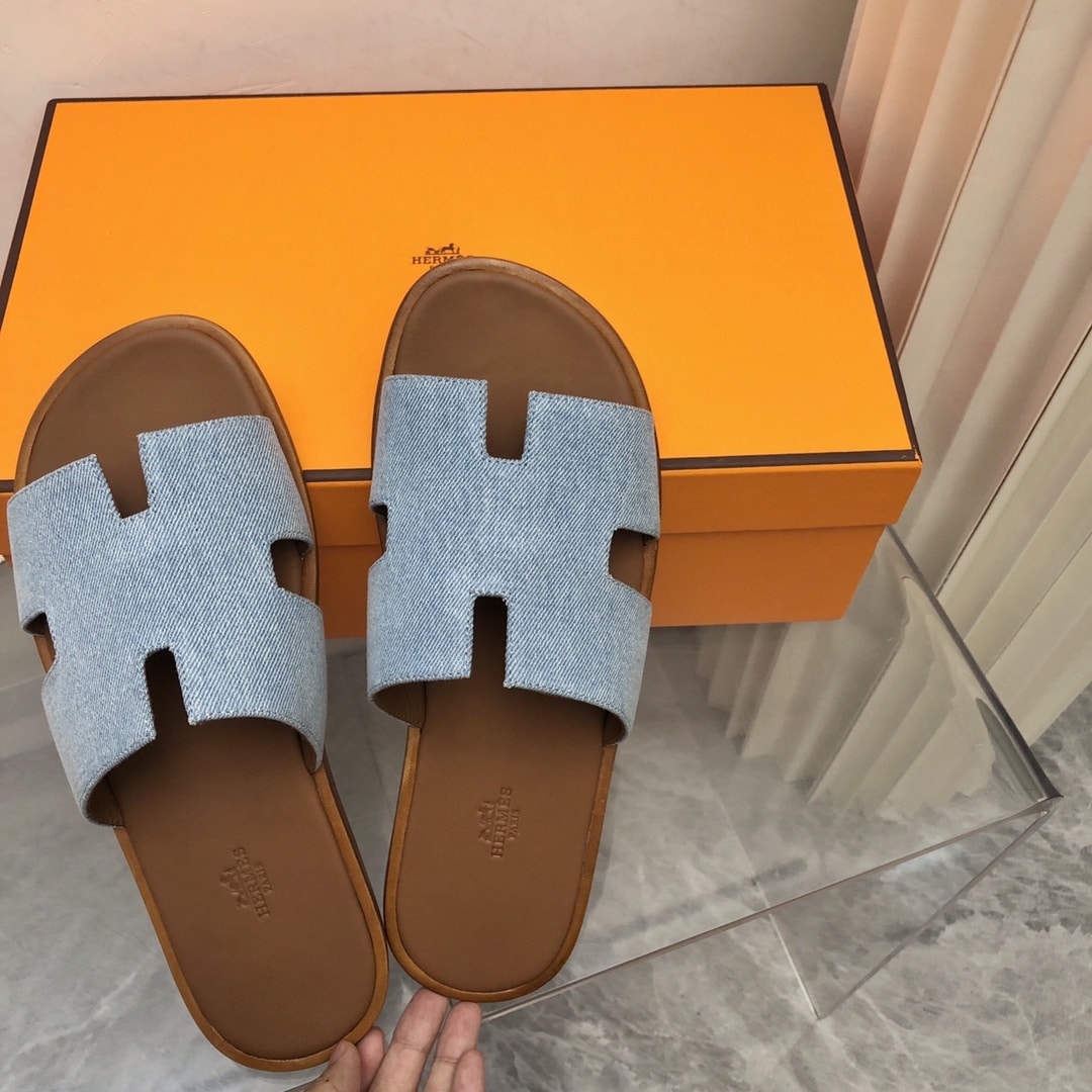 Hermes Izmir Sandal Bleu Clair