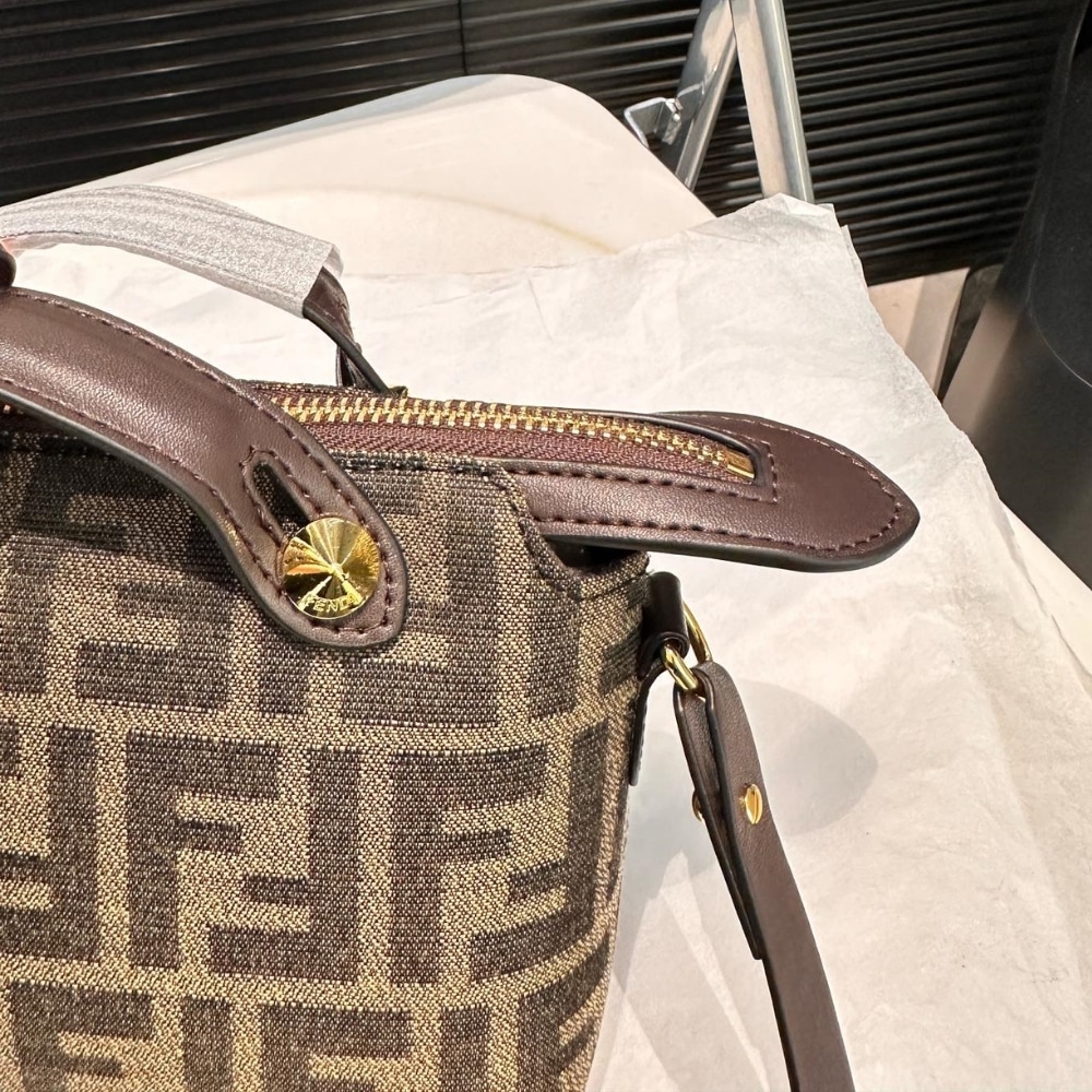 Fendi By The Way Soft Medium Brown Ff Jacquard Fabric Bag 27Cm 8Bl155Afpmf1Gl7