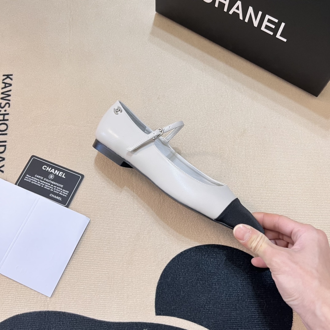 Chanel Square Toe Ballet Flats Black White