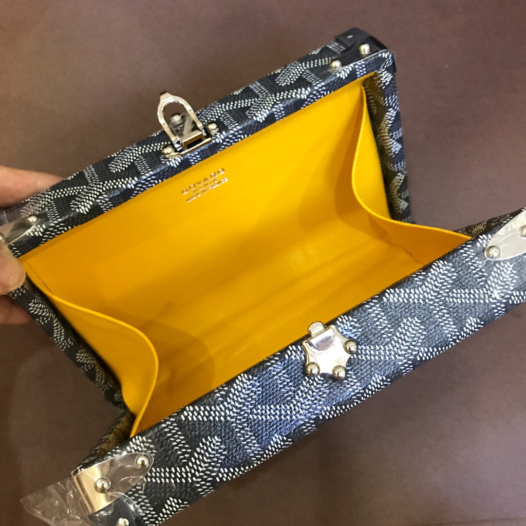 Goyard Minaudiere Trunk Bag 17Cm Grey Canvas