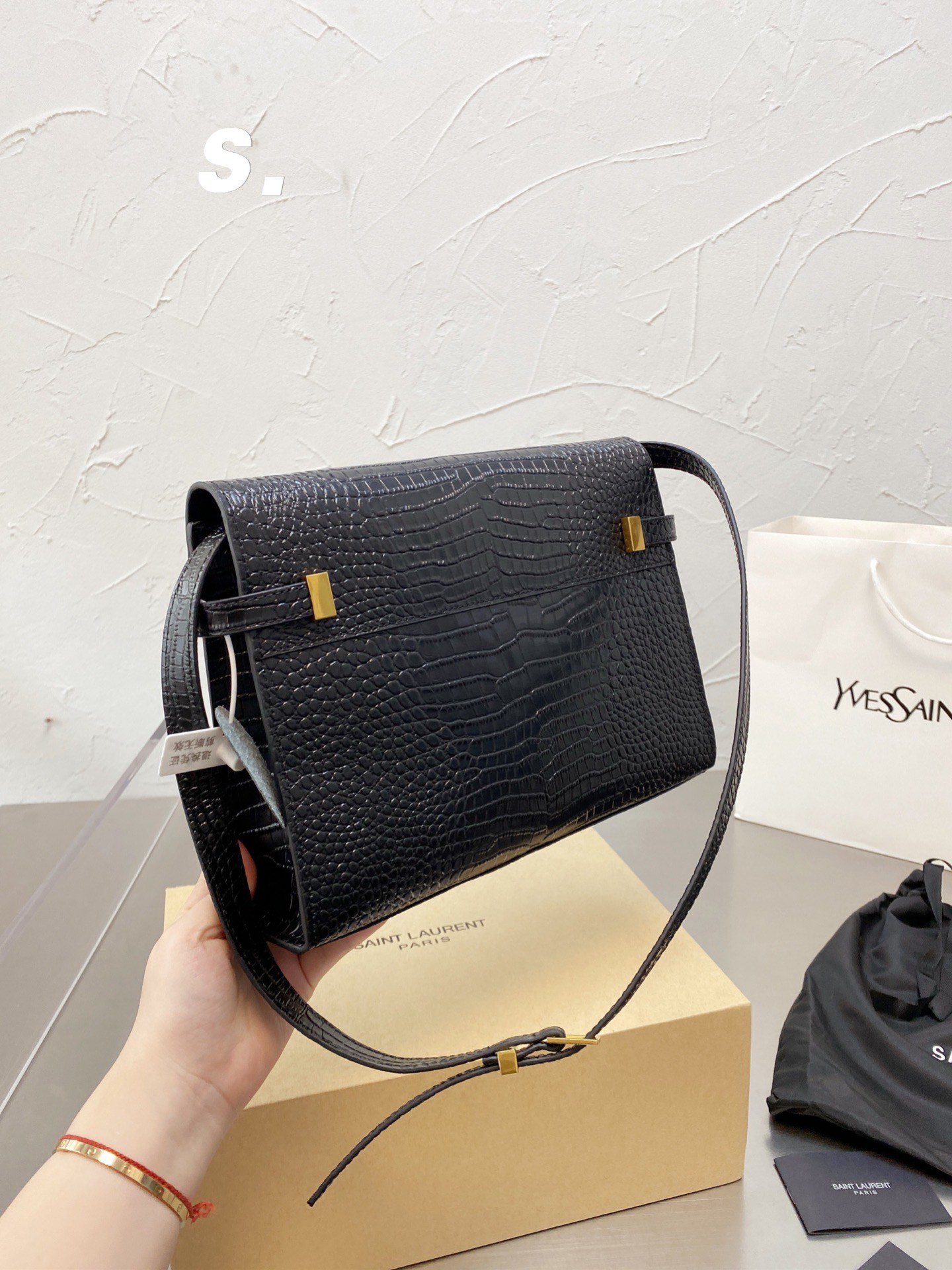 Saint Laurent Manhattan Shoulder Bag In Crocodile Embossed Shiny Black Gold 24Cm