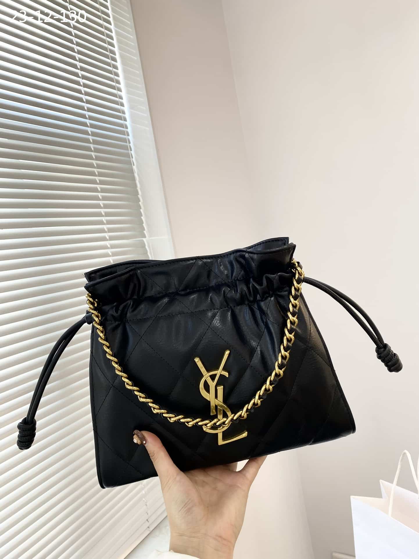 Saint Laurent Bucket Bag Quilted Black 29Cm