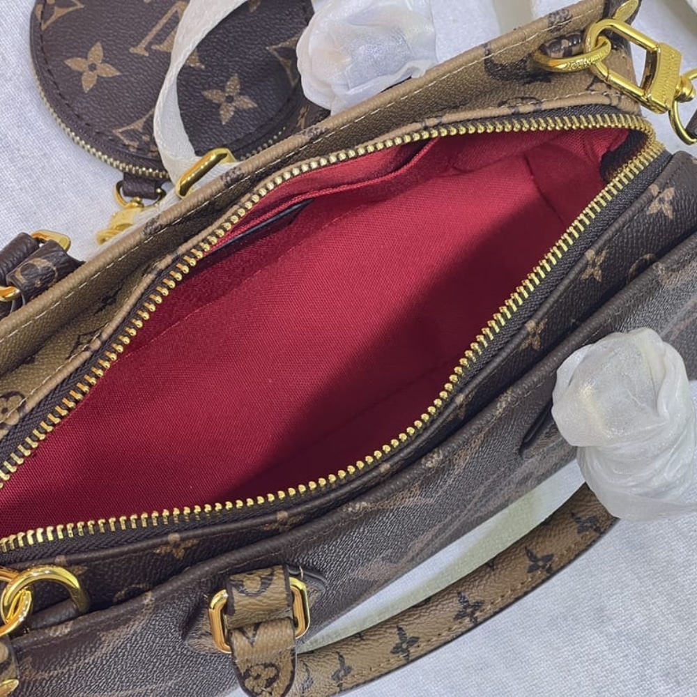 Louis Vuitton Onthego East West Giant Monogram 25Cm M46653