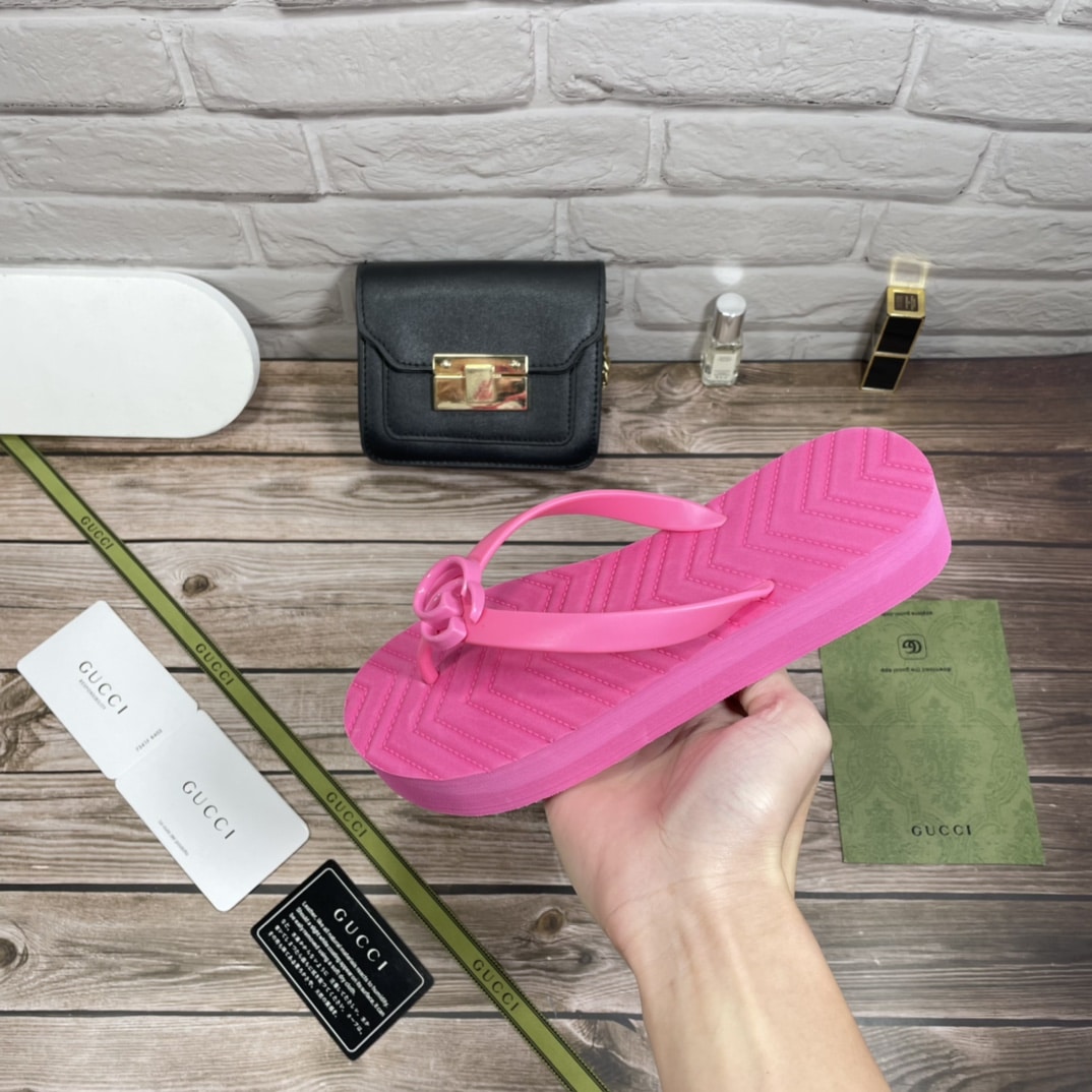 Gucci Women?S Chevron Thong Pink ?655463 J8710 5609
