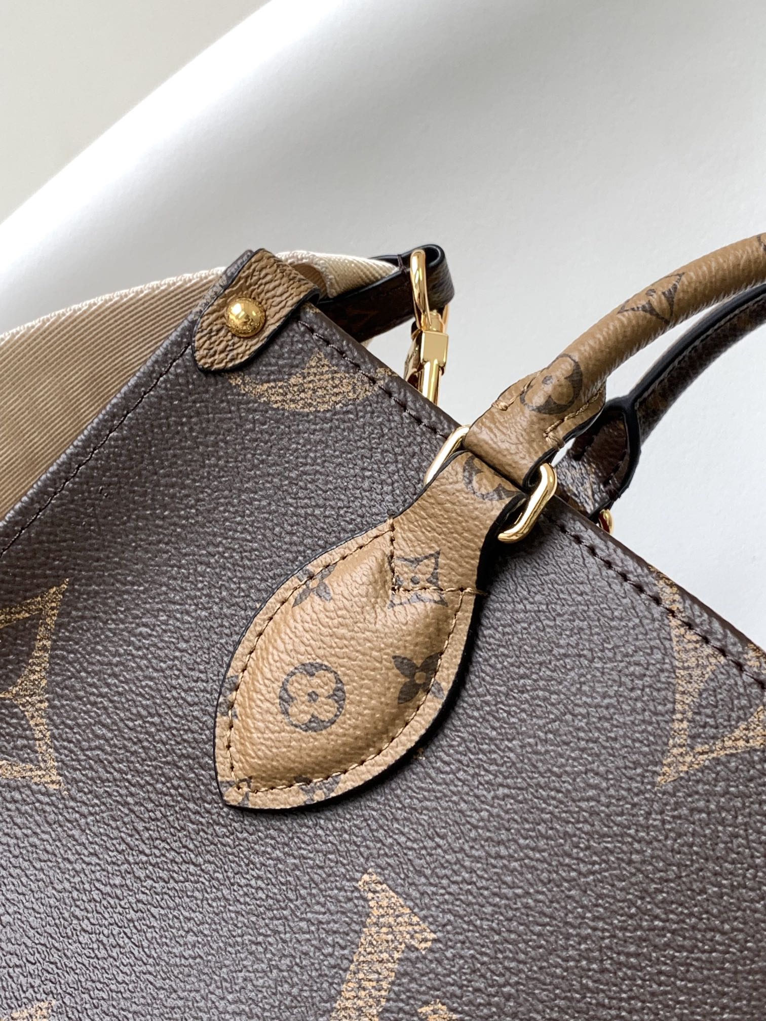 Louis Vuitton Onthego Pm Monogram Canvas – Women – Handbags Onthego Pm M46373 25cm/ 9.8in