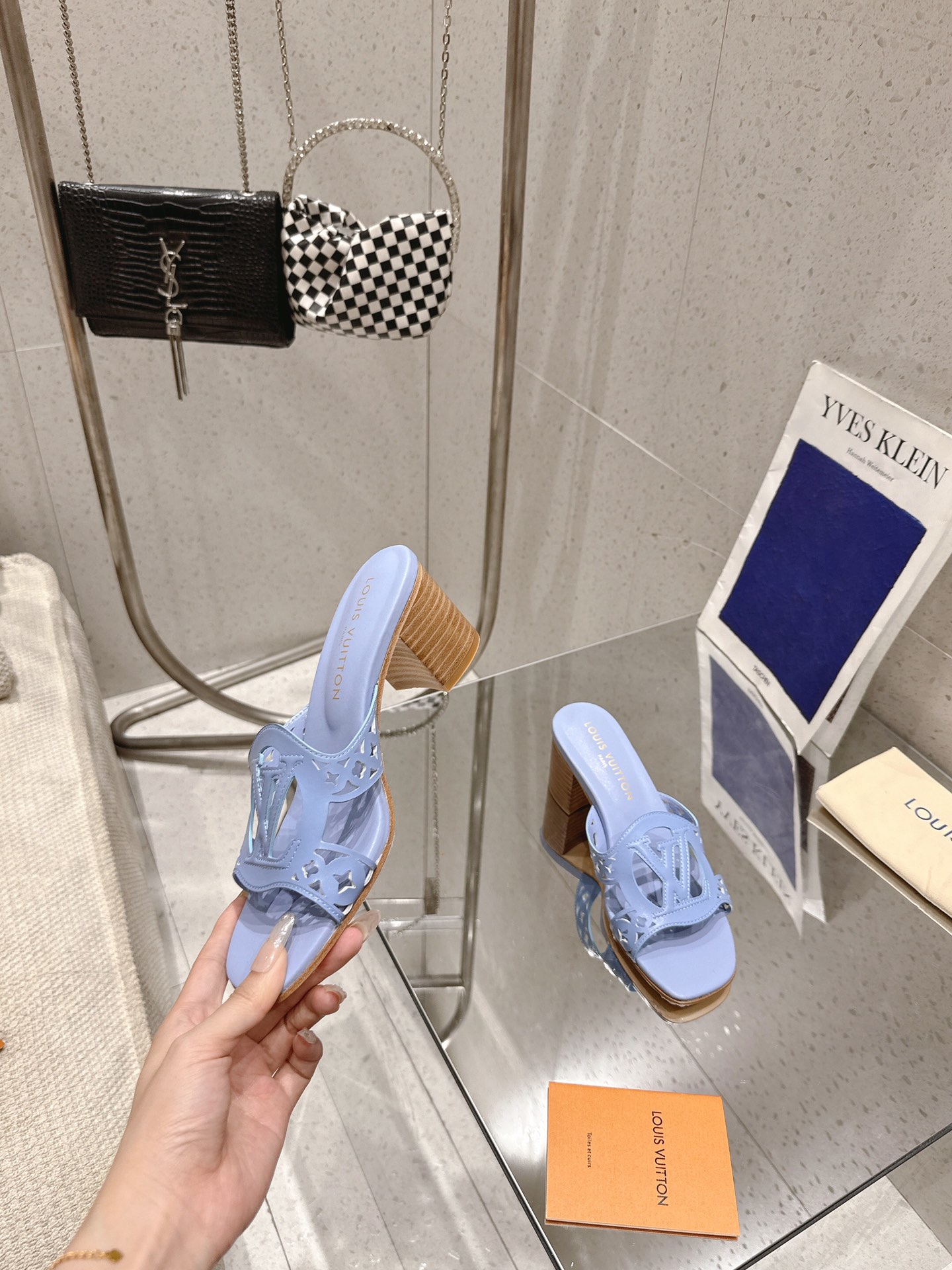 Louis Vuitton LV Isola Flat Mule Blue Women – 5.5cm Heel / 2.17in