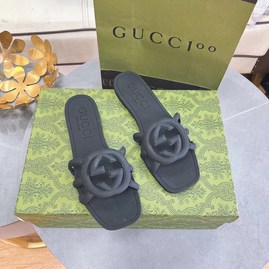 Gucci Women’S Interlocking G Slide Sandal Black ?780307 J8700 1000