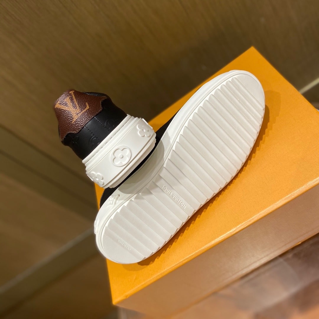 Louis Vuitton Time Out Sneaker Monogram Black