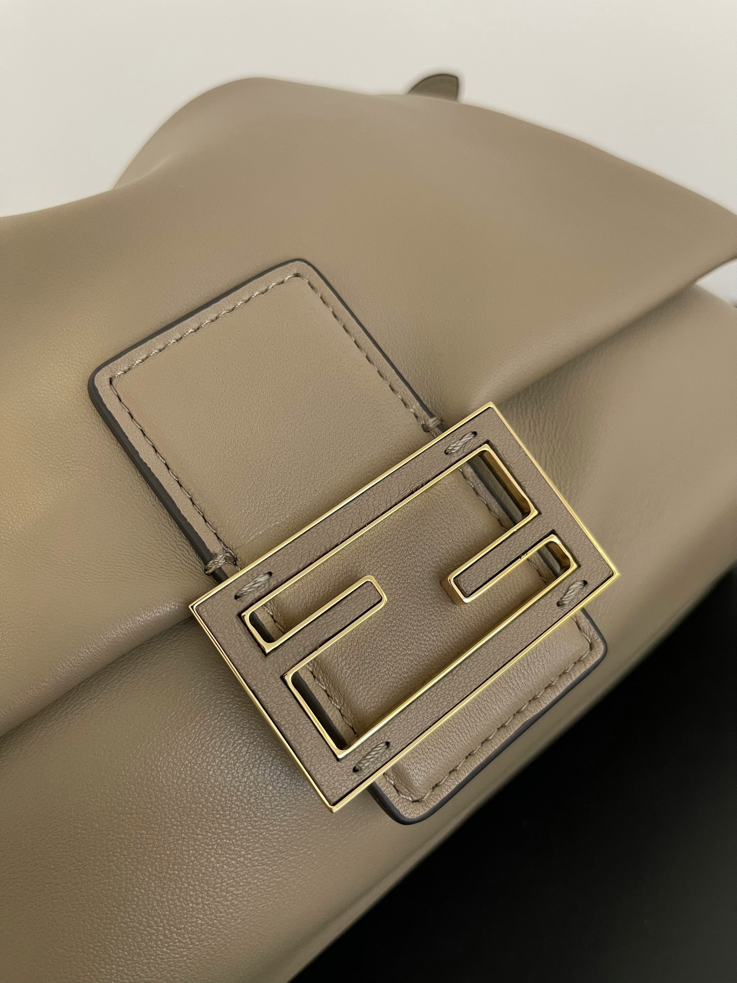 Fendi Mamma Baguette Medium Dove Grey Nappa Leather Bag 26.5cm