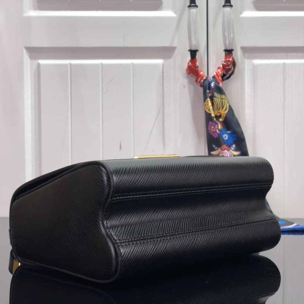 Louis Vuitton Twist PM Epi Black 19Cm M59402