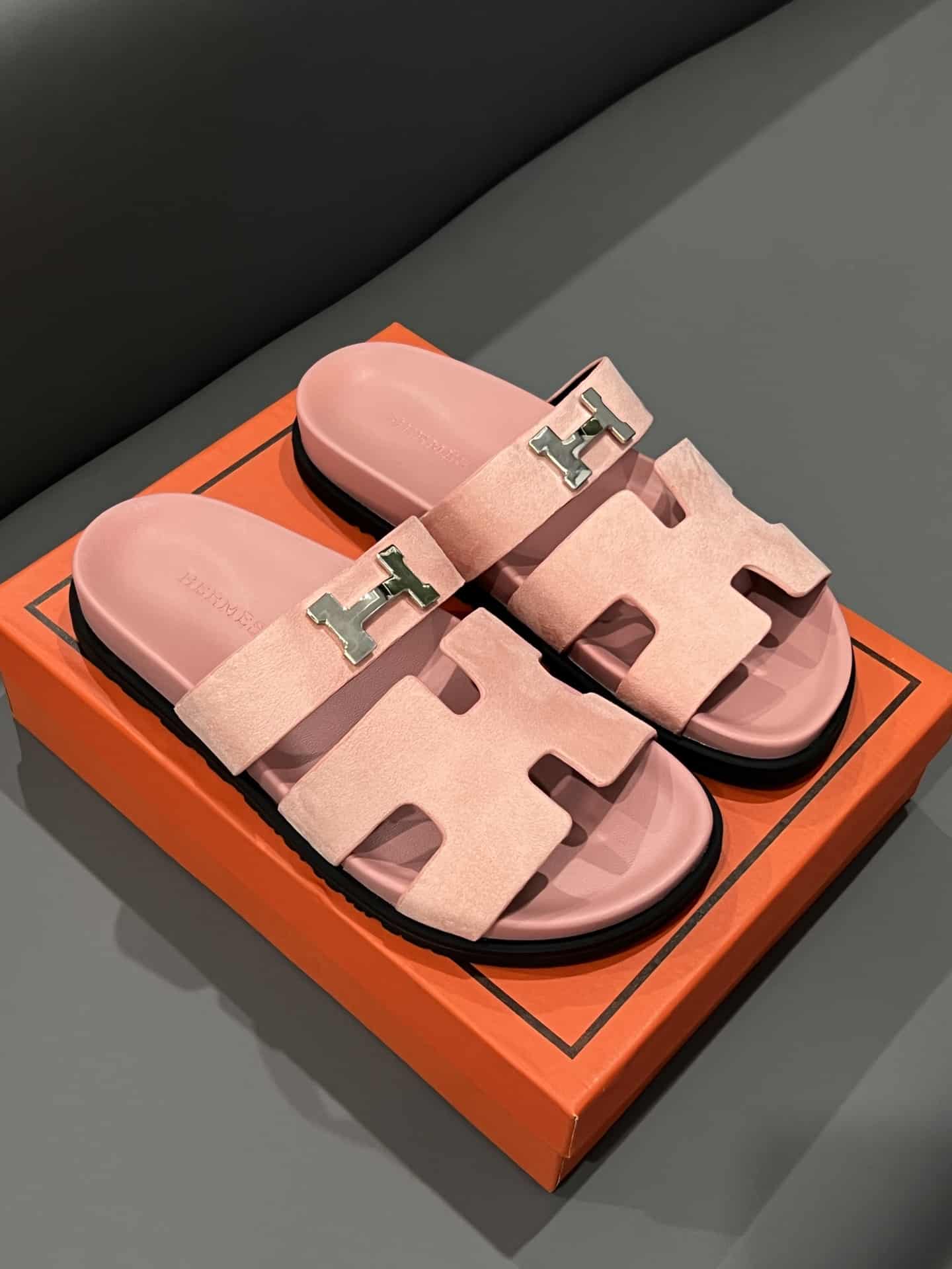 Hermes Chypre Sandal H Logo Silver Hardware Pink