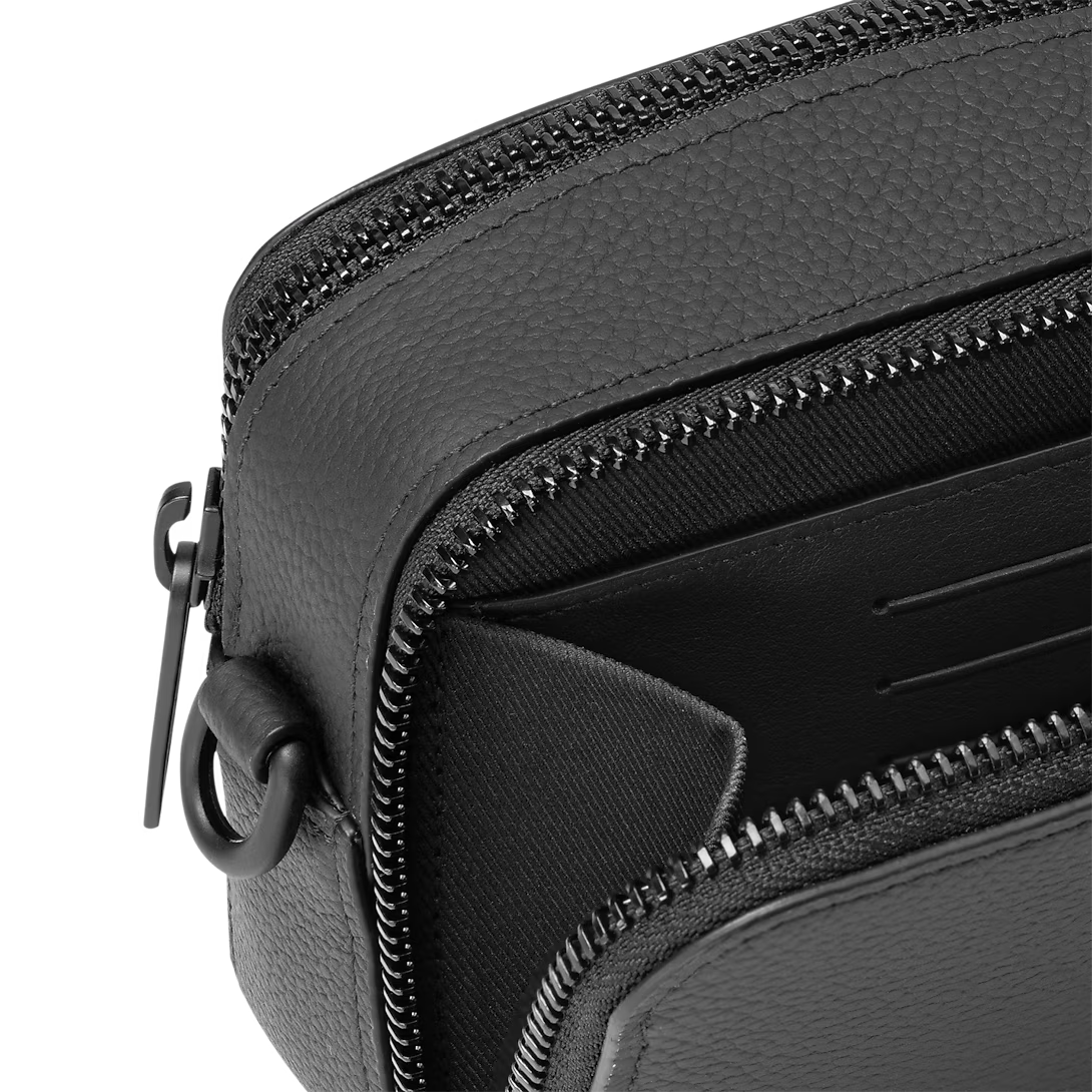 Louis Vuitton Alpha Wearable Wallet Black 18.5Cm M59161