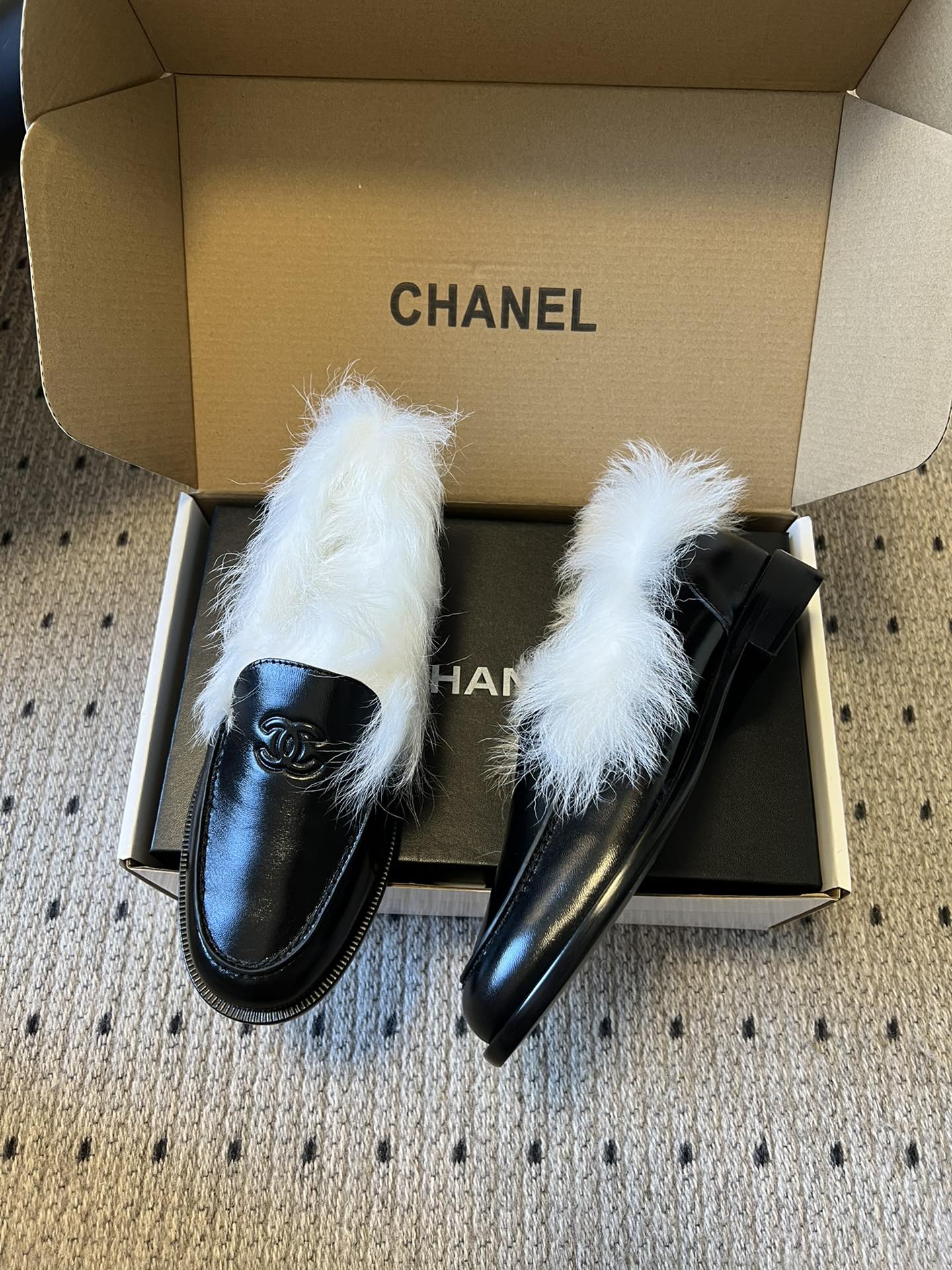 Chanel 25SS Loafers