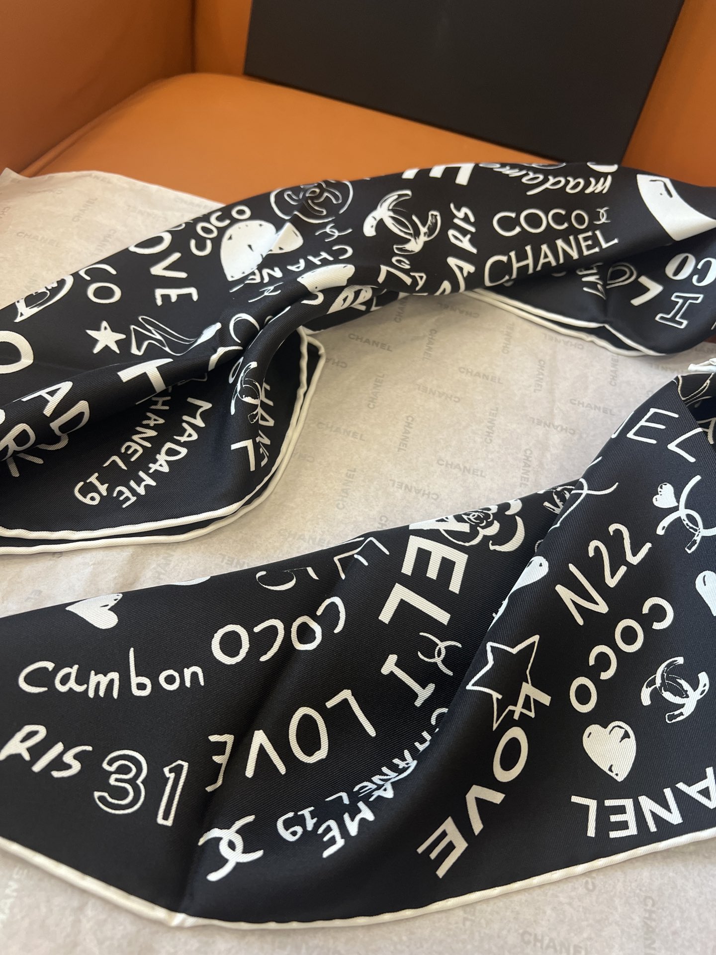 chanel scarf black