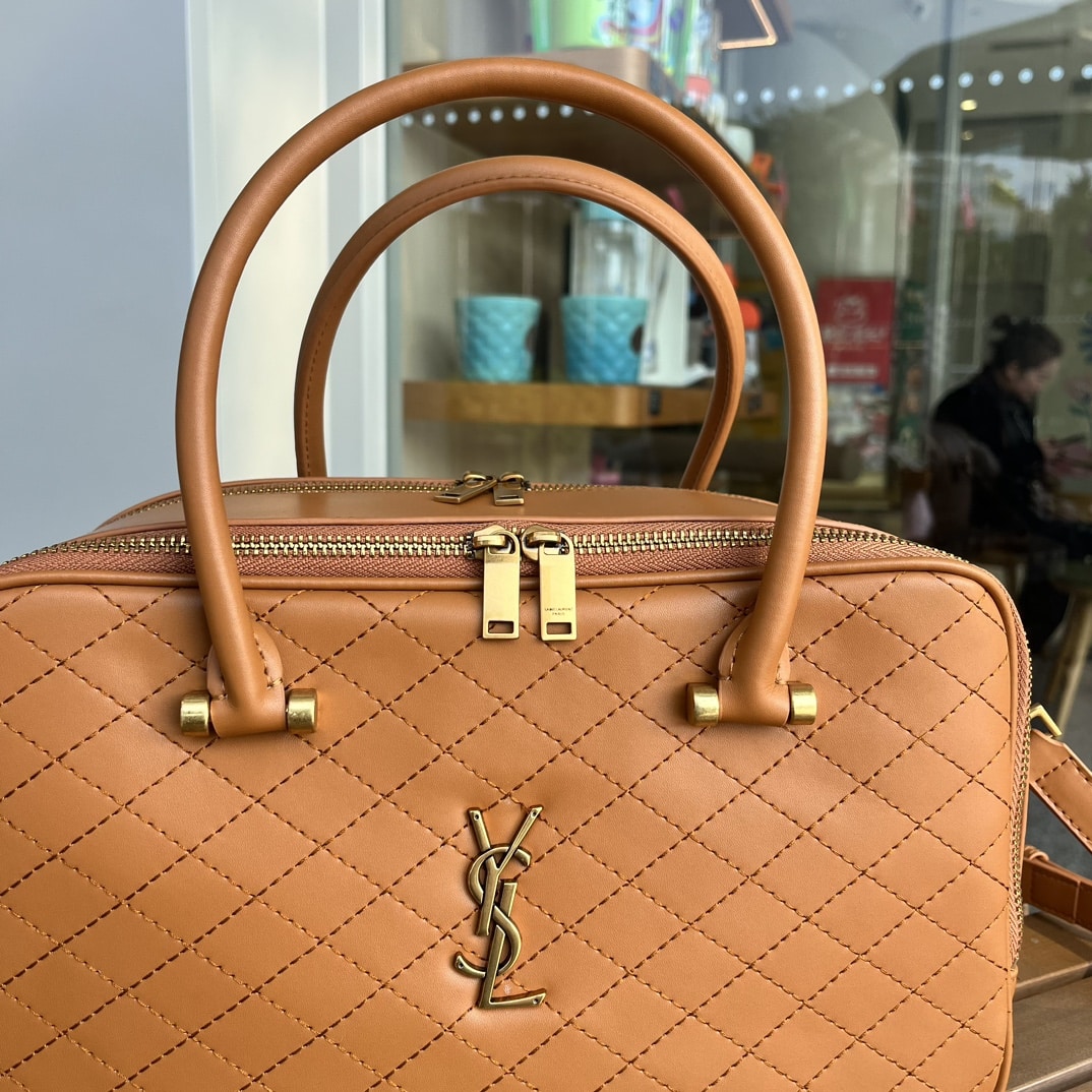 Saint Laurent Lyia Duffle In Quilted Brown 31Cm