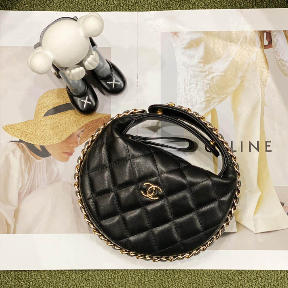 Chanel Lambskin Pouch Black 16cm