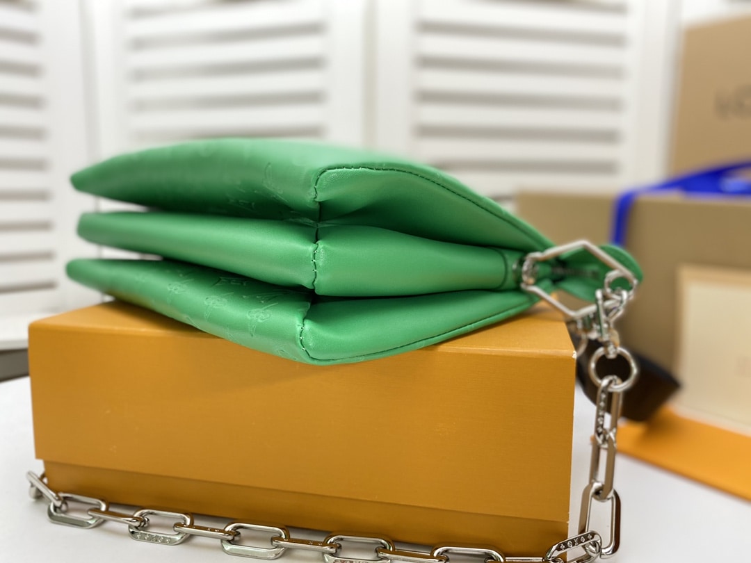 Louis Vuitton Coussin Motion Green 26Cm