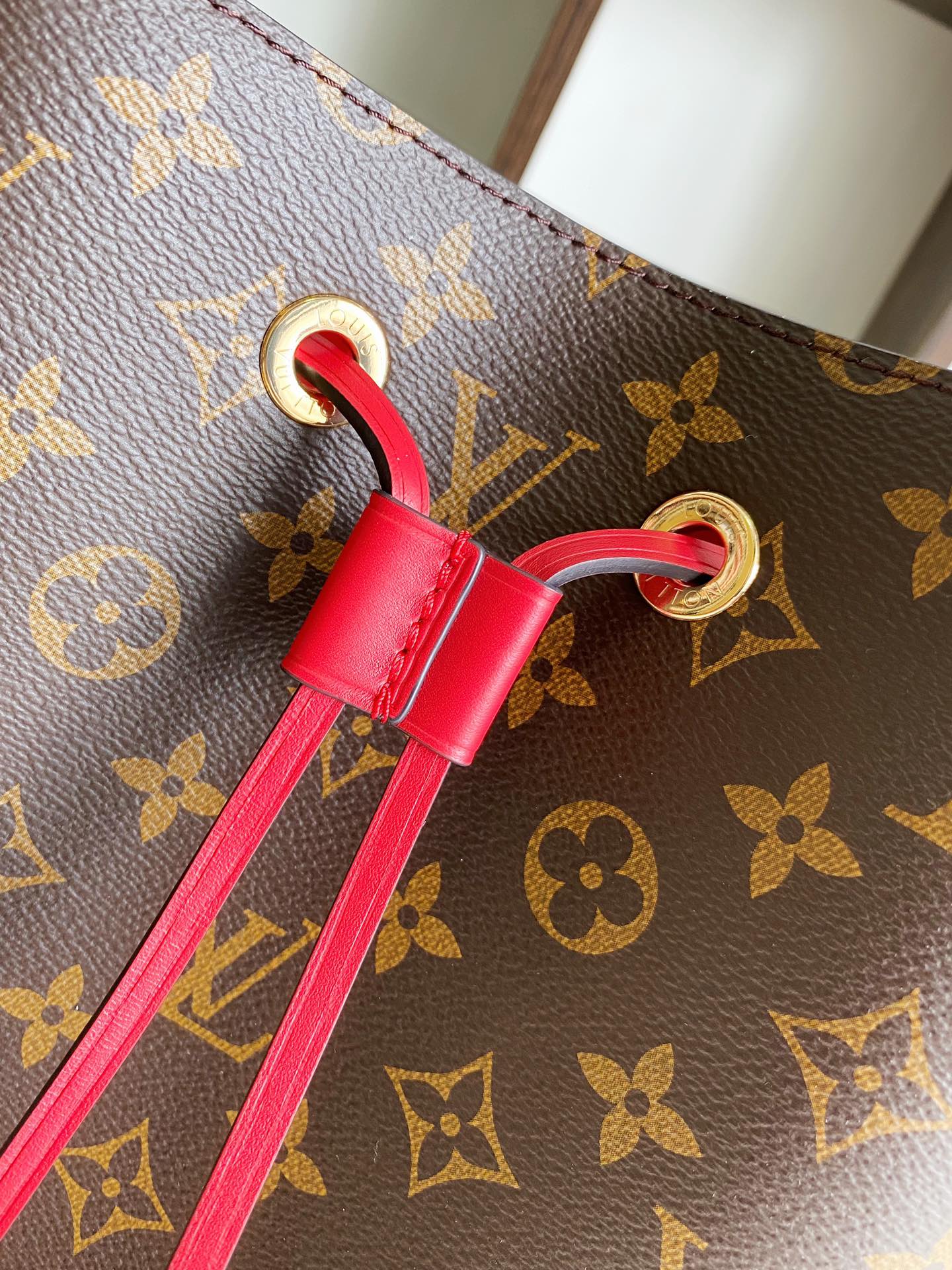 Louis Vuitton Neonoe Red