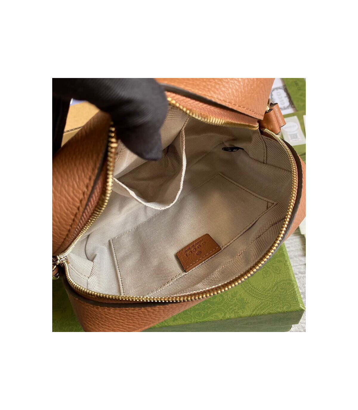 Gucci Soho Small Leather Disco Bag Brown
