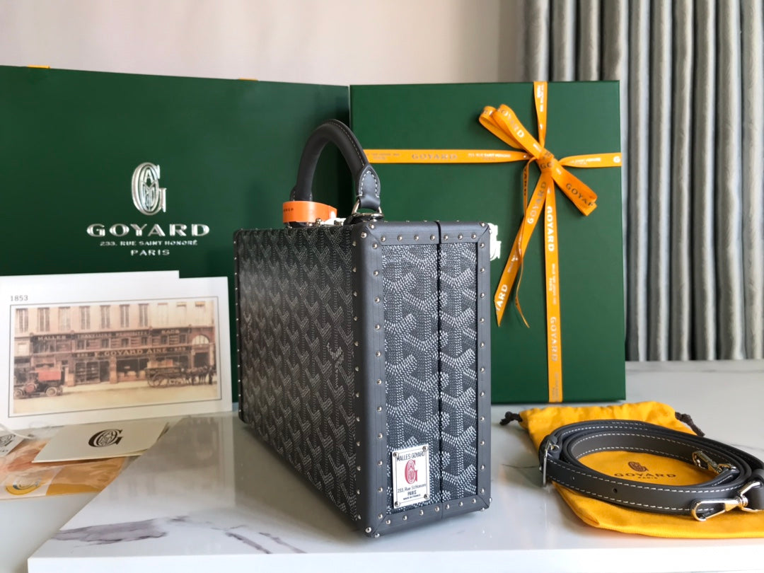 Goyard Grand Hôtel Trunk Bag 24.5cm Grey Black Goyardine Canvas And Calfskin