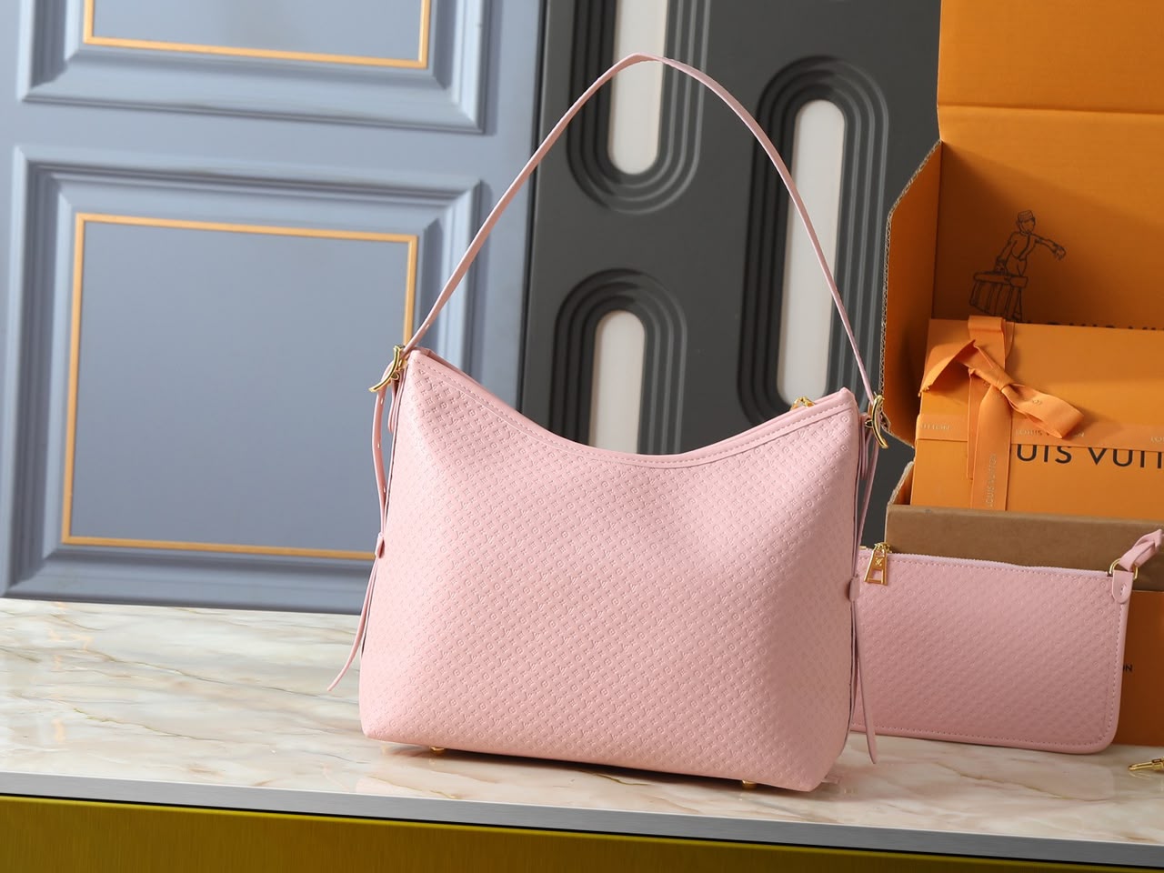 Louis Vuitton Carryall PM Bag Light Bliss 29cm M28518