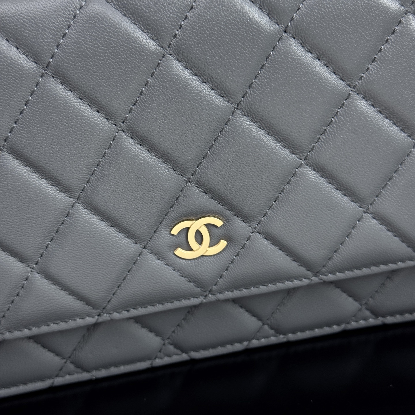Classic Wallet on Chain（Grey）