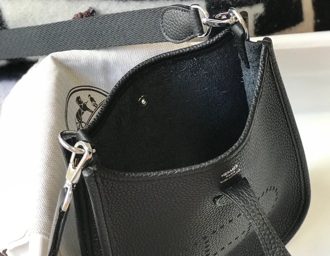Hermes Evelyne 16 Amazone Black Bag 16Cm H069426Ckav