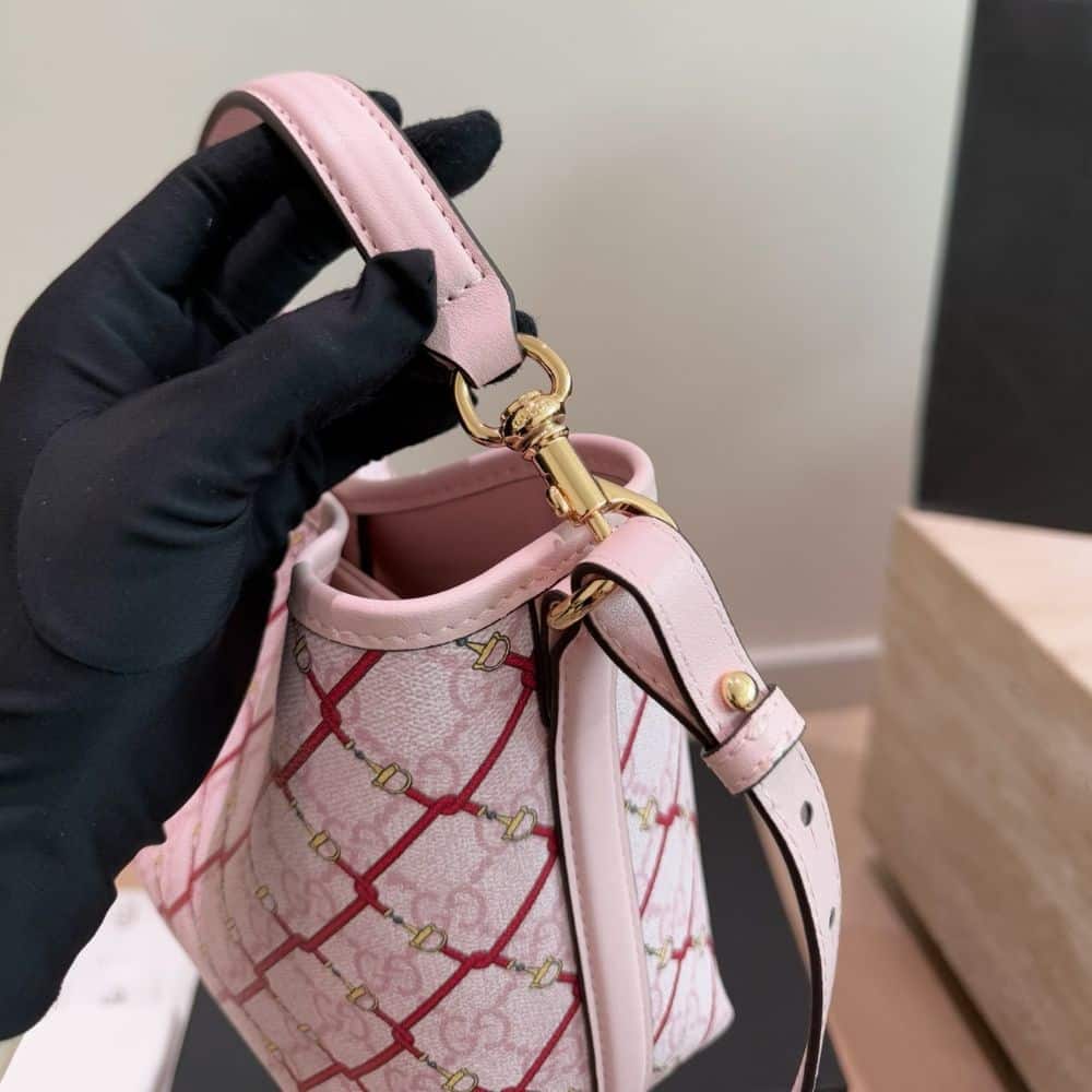 Gucci GG Emblem Small Bucket Bag Pink And Red 20Cm 815118 FAFF1 8649