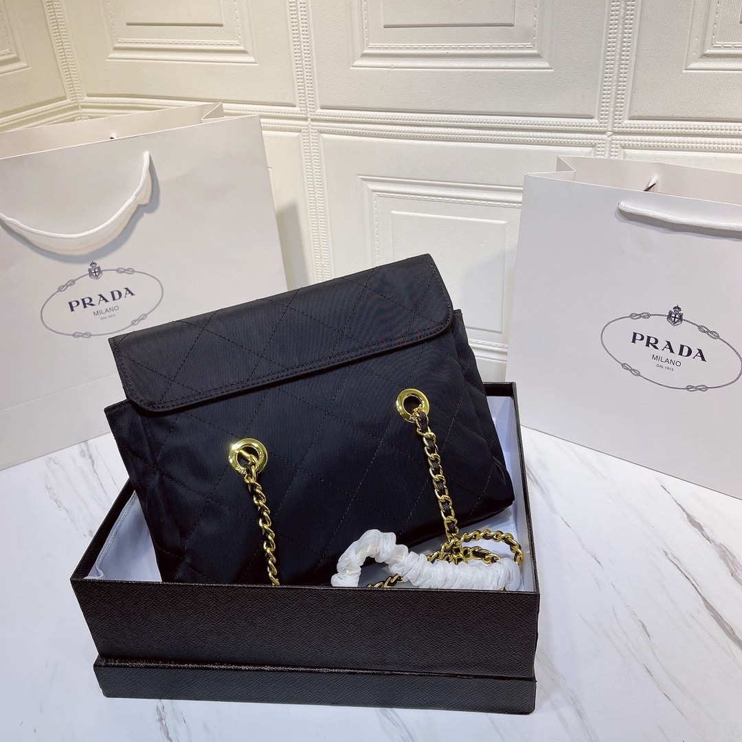 Prada Black Quilted Nylon Vintage Shoulder Bag Black 28Cm