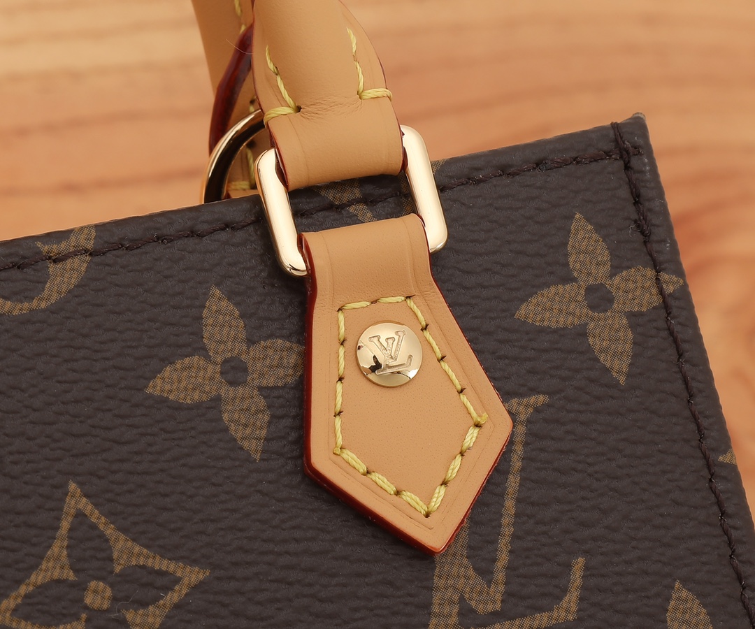 Louis Vuitton OnTheGo Tote Mini 17cm/6.7in Monogram Canvas Brown M81266 – Women