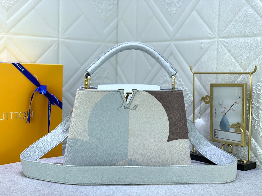 Louis Vuitton Capucines Ice Age White 31.5Cm