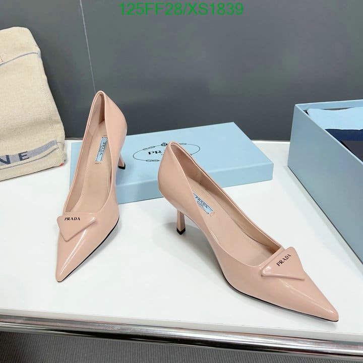 Prada Cleavage Nero Leather Pumps Pink