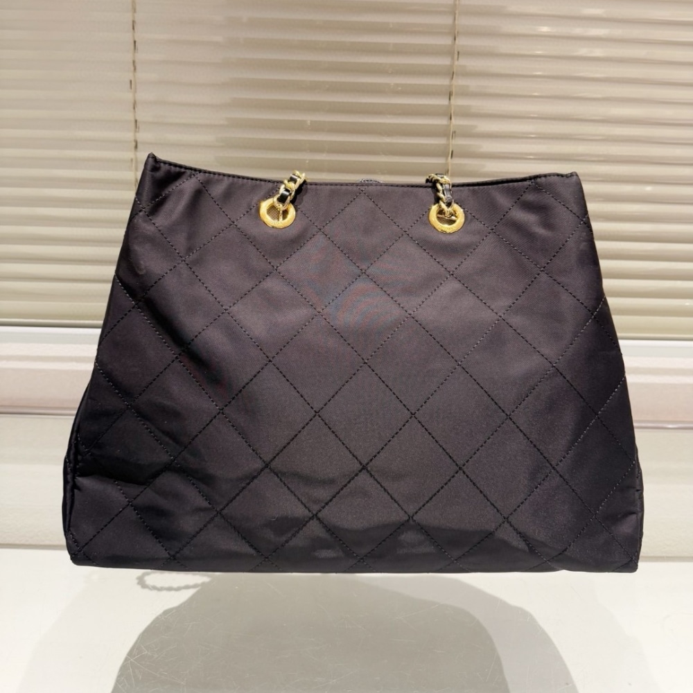 Prada Re Edition 1995 Re Nylon Tote Bag Black 42Cm