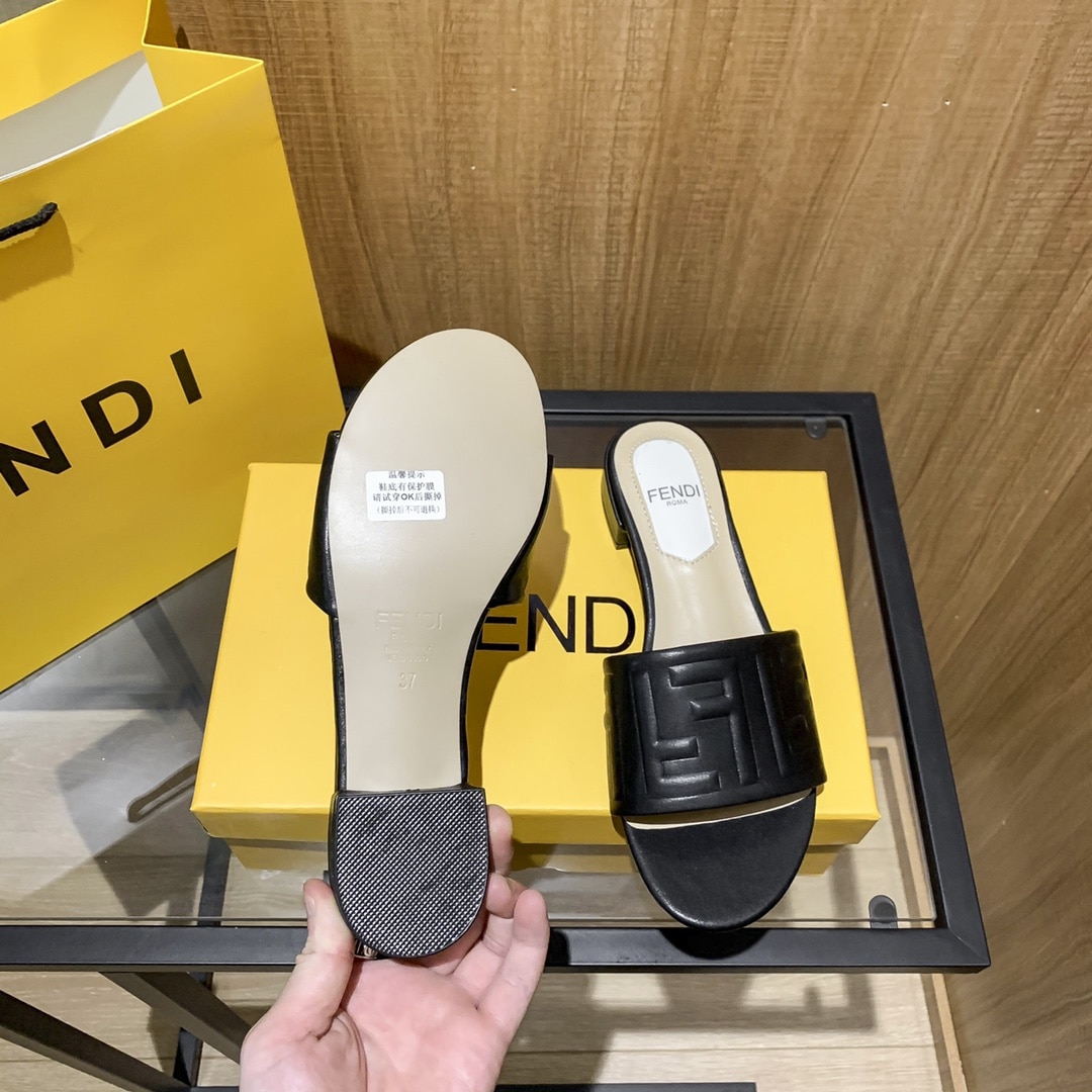 Fendi Silk Cowhide Slippers Black